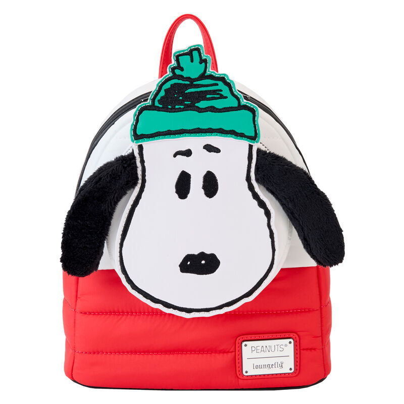 Vue avant du sac à dos Loungefly Snoopy Holiday 26cm en cuir vegan avec détails peluche 3D et broderies festives