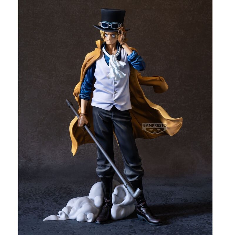 Figurine One Piece Sabo The Brush de 30cm vue de face avec détails précis et couleurs vives