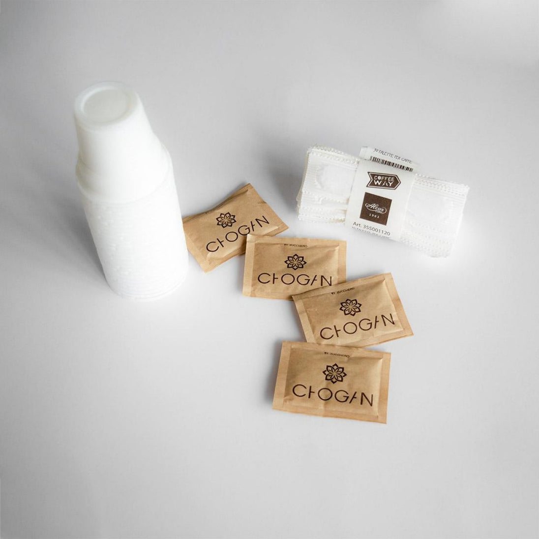 Kit café Chogan 100 pièces avec sucre, languettes et gobelets