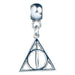 Charm Harry Potter Reliques de la Mort présenté sur un bracelet, montrant son intégration facile et son style unique, un ajout magique à votre collection.