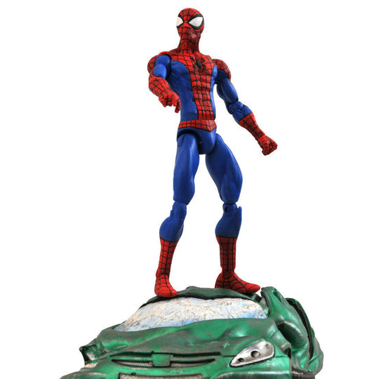 Figurine Marvel Spiderman 18cm en PVC vue de face avec détails précis