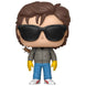 Figurine Funko POP de Steve de Stranger Things portant des lunettes de soleil, vue de face avec détails précis