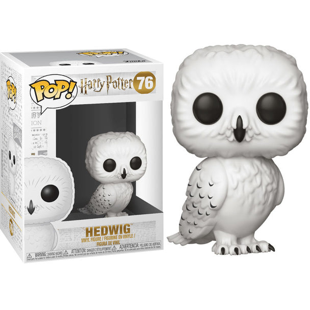 Figurine Funko POP Hedwig de Harry Potter en vinyle blanc, vue de face dans sa boîte cadeau avec fenêtre transparente