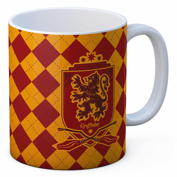 Mug Harry Potter Gryffindor SD TOYS avec logo et couleurs rouge et or, parfait pour les fans de la maison Gryffindor.