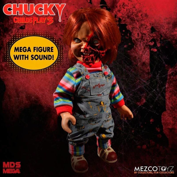 Vue de face de la poupée parlante Chucky Pizza Face de MEZCO TOYZ avec expression menaçante