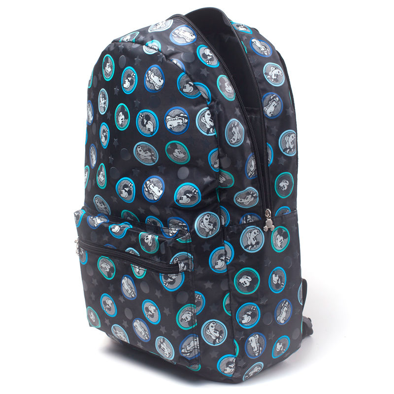 Sac à dos Disney Mickey porté sur le dos d'un enfant, illustrant le confort des bretelles