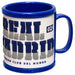 Mug en caoutchouc Real Madrid de couleur blanche avec logo officiel du club sur fond clair