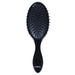 Brosse à cheveux Harry Potter CERDÁ posée sur une surface blanche mettant en valeur son style unique