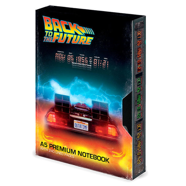 Vue détaillée de l'intérieur du cahier A5 Back to the Future avec pages lignées et dimensions 14,8x21cm