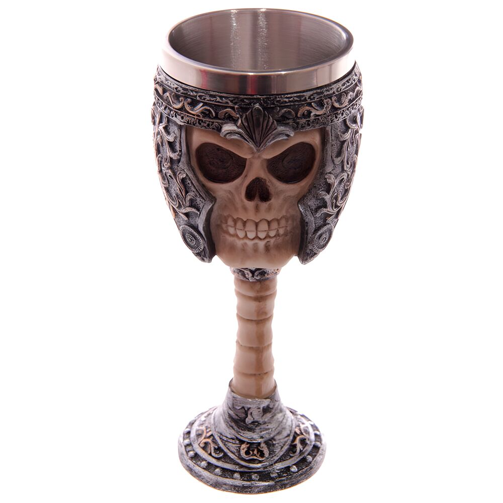 Présentation du gobelet Skull Warrior gothique avec ses dimensions 18x7,5 cm sur fond neutre
