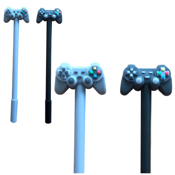 Stylo PUCKATOR avec topper coloré Game Over sur fond blanc, vue de face