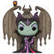 Vue latérale de la figurine POP FUNKO Maléfique avec son trône, mettant en avant les détails du costume et du siège.