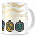 Mug Harry Potter en plastique transparent posé sur une table, prêt à être utilisé pour une boisson chaude