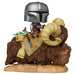Détail de l'Enfant dans le sac porté par le Mandalorian sur la figurine Funko POP