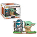 Figurine Funko POP de 9 cm représentant l'Enfant de The Mandalorian avec son canister dans une boîte vitrine