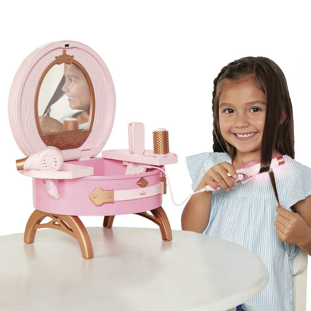 Gros plan sur la grande coiffeuse avec miroir intégré pour enfant