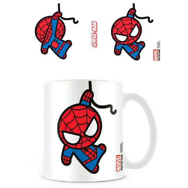 Mug Marvel Spiderman Kawaii de marque PYRAMID avec une capacité de 315ml, design coloré et adorable représentant Spiderman.