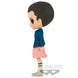 Vue latérale de la figurine Eleven Stranger Things montrant son costume iconique et sa posture dynamique