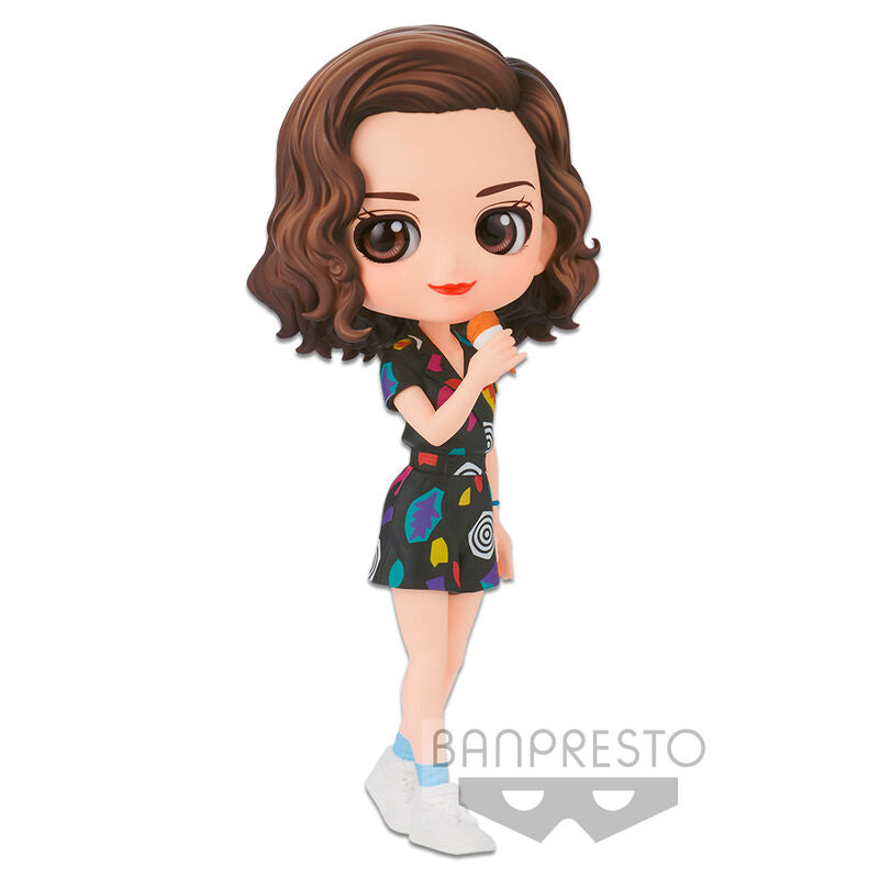 Gros plan sur le visage expressif de la figurine Eleven en PVC de 13 cm