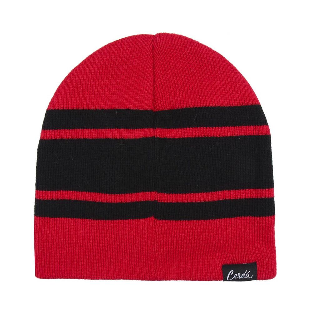 Photo détaillée du bonnet montrant la texture douce et la qualité du tricot 100% acrylique