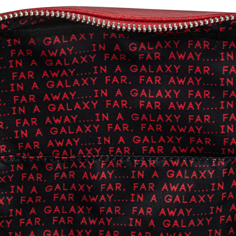 Intérieur spacieux et compartiments du sac à dos Loungefly Star Wars Mustafar