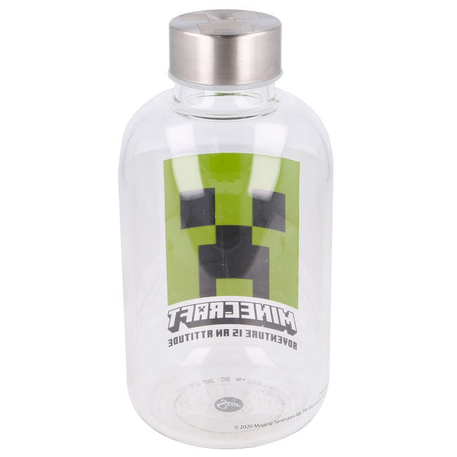 Bouteille Minecraft en verre borosilicate posée sur une table, illustrant sa capacité et son design écologique
