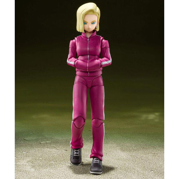 Détail du visage expressif de la figurine Androide 18 Dragon Ball Super en PVC