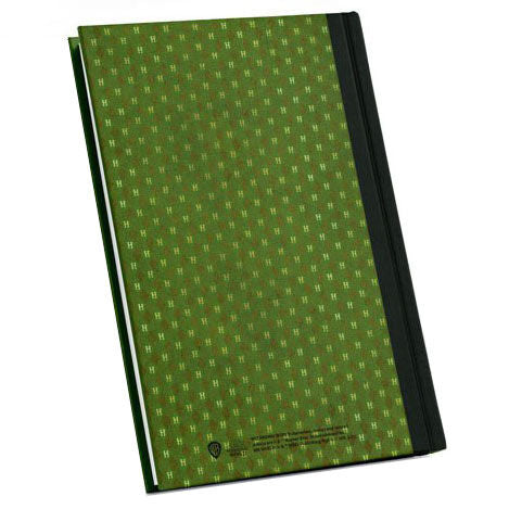 Vue détaillée des pages intérieures du cahier Harry Potter Serpentard premium, format 12x18 cm
