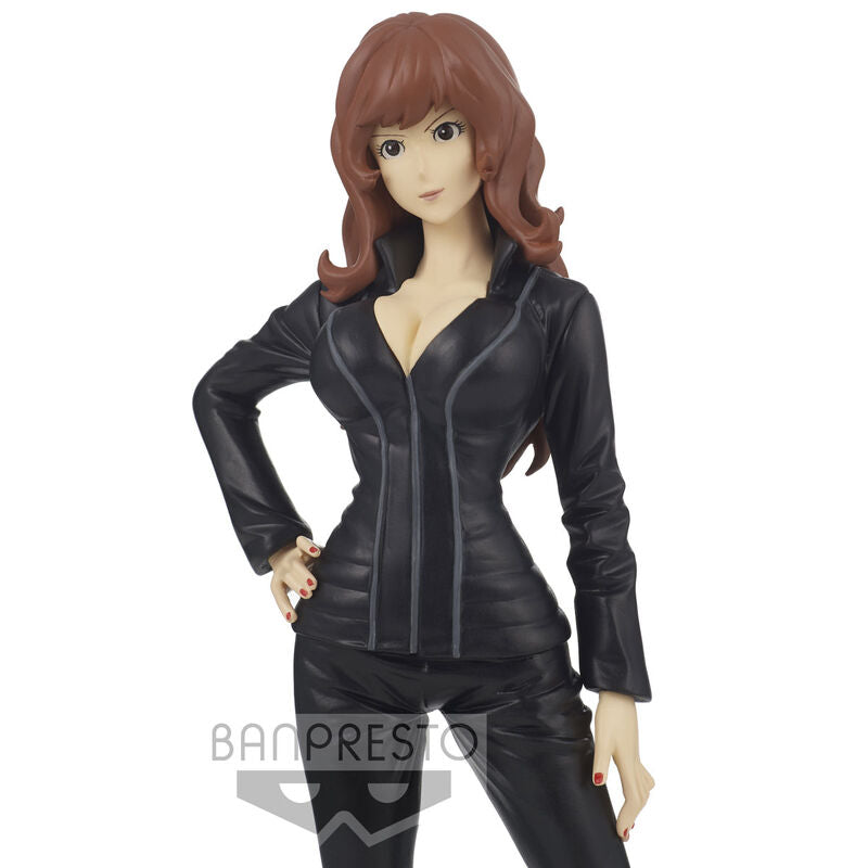 Figurine Fujiko Mine posée sur socle, avec logo Lupin the Third visible