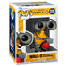Vue latérale de la figurine vinyle Wall-E Funko POP avec son extincteur dans sa boîte collector
