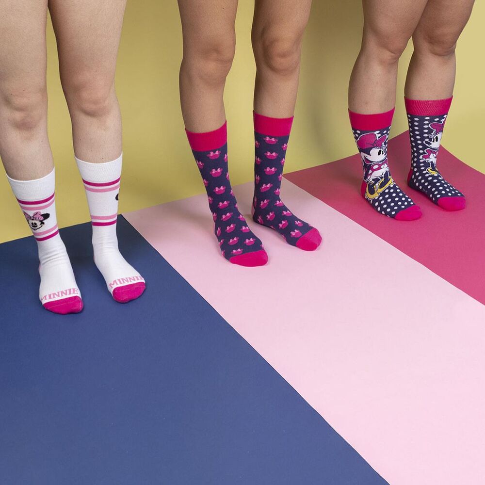 Chaussette Disney Minnie CERDÁ vue rapprochée montrant le détail du visage de Minnie en coton doux