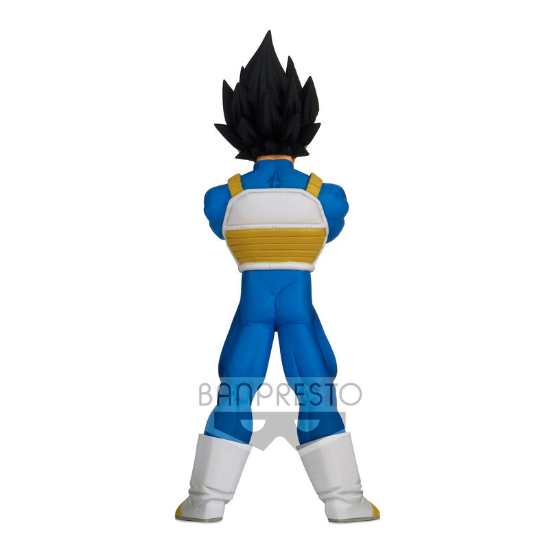 Gros plan sur le visage expressif de la figurine Vegeta Dragon Ball Z Burning Fighters