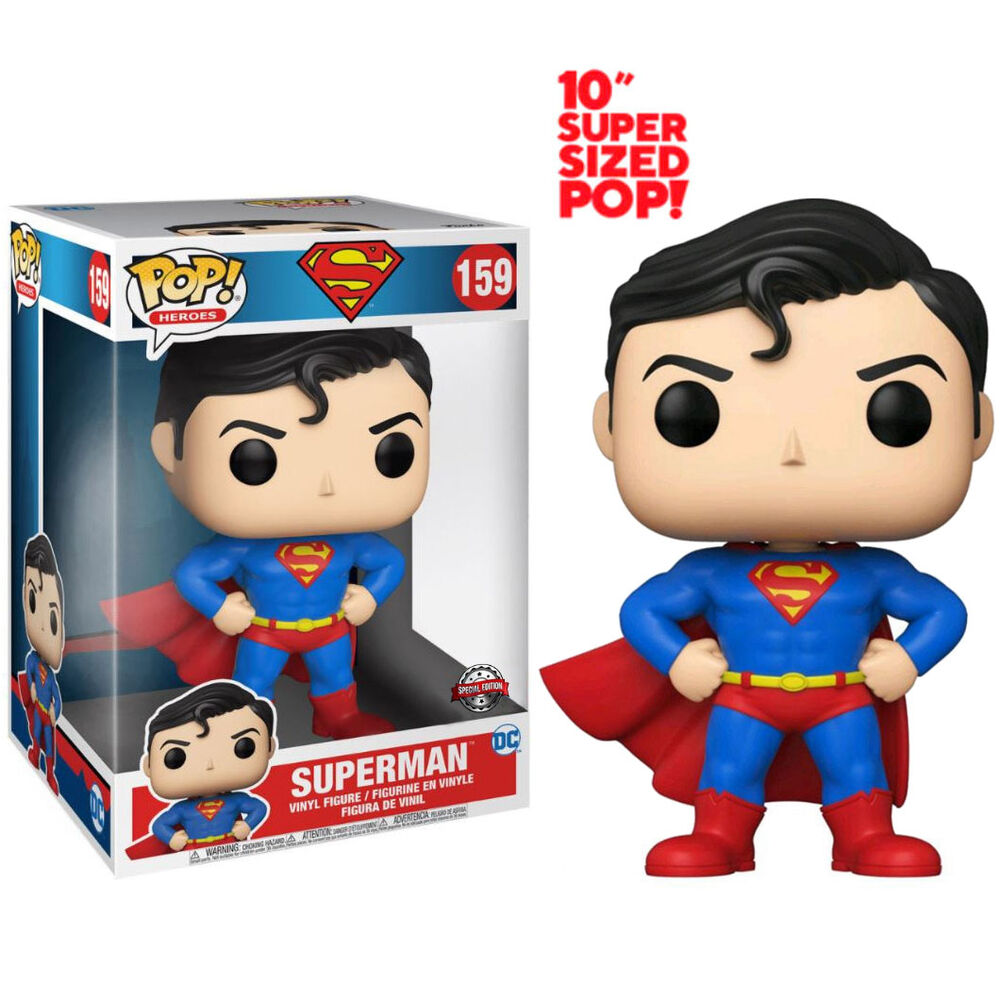 Vue latérale de la figurine POP Superman FUNKO exclusive 25 cm montrant les détails précis du costume et du visage