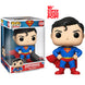 Vue latérale de la figurine POP Superman FUNKO exclusive 25 cm montrant les détails précis du costume et du visage