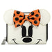 Vue de face du portefeuille Loungefly Disney Minnie Ghost avec design fantôme coloré