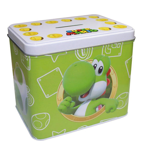 Set complet comprenant le mug céramique et la tirelire métal Yoshi Nintendo, présenté sur fond neutre