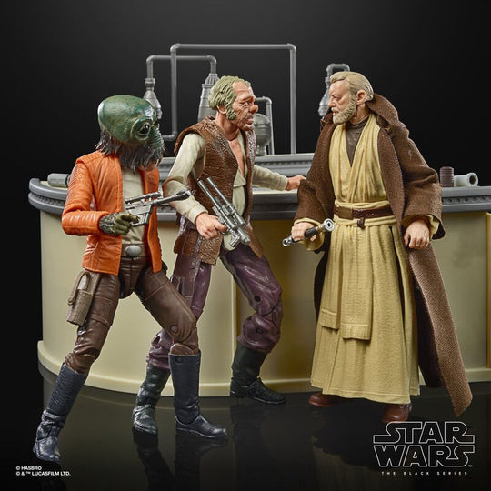Vue rapprochée des accessoires inclus avec les figurines Cantina Showdown Star Wars Black Series 15 cm