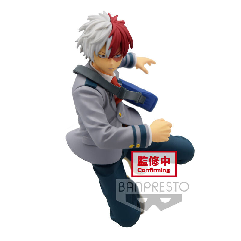 Profil latéral de la figurine My Hero Academia Bravegraph Vol.2 mettant en valeur les couleurs vives et le design soigné
