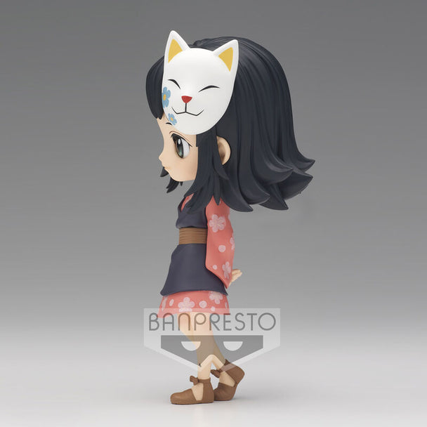 Profil latéral de la figurine Makomo Q Posket montrant les couleurs vives et la posture dynamique