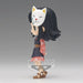Profil latéral de la figurine Makomo Q Posket montrant les couleurs vives et la posture dynamique