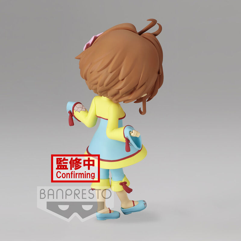 Zoom sur le visage expressif de la figurine Sakura Kinomoto Clear Card 14 cm BANPRESTO