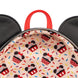 Sac à dos Loungefly Minnie Mouse porté sur l'épaule par un mannequin