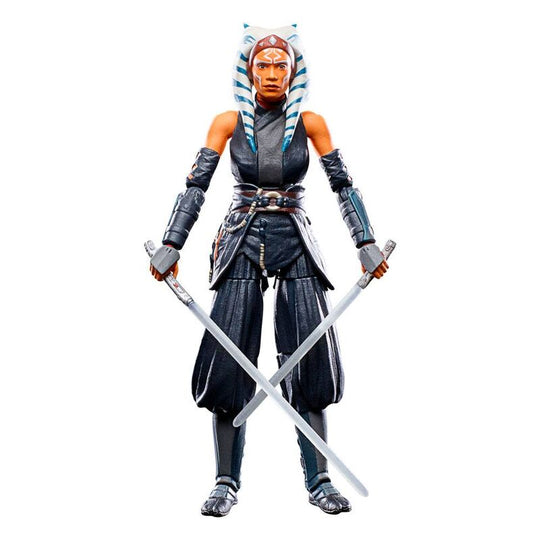 Figurine Ahsoka Tano articulée de 10 cm vue de face avec détails précis