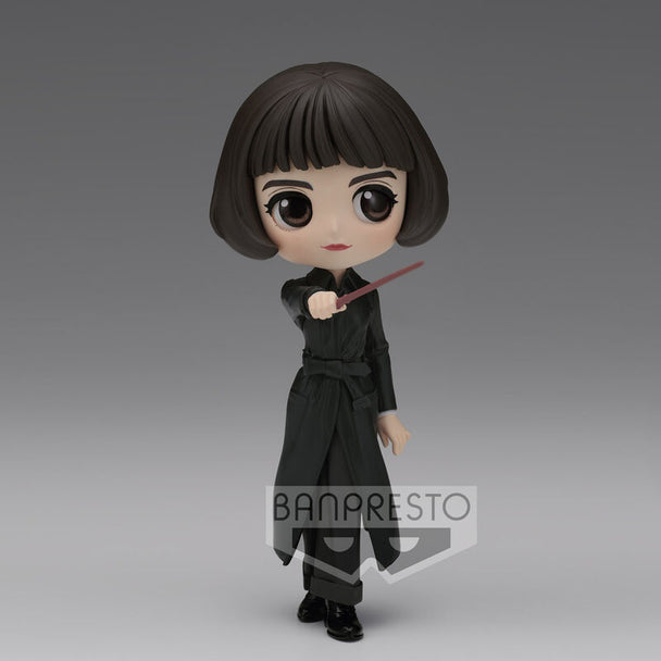 Figurine Tina Goldstein Q Posket de 14 cm vue de face avec détails soignés