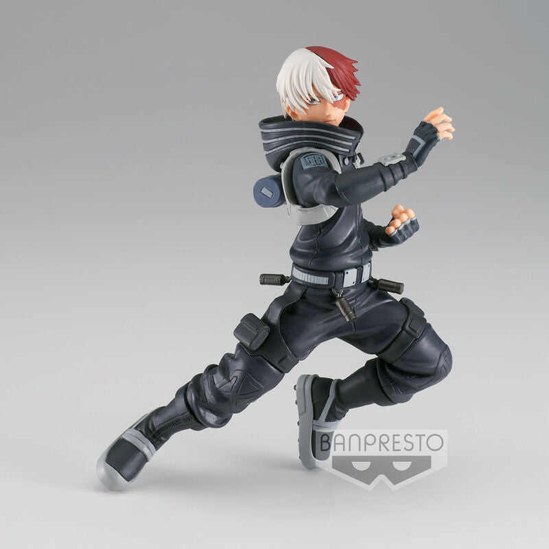 Figurine Shoto Todoroki 17cm vue de face avec détails précis des couleurs et costume