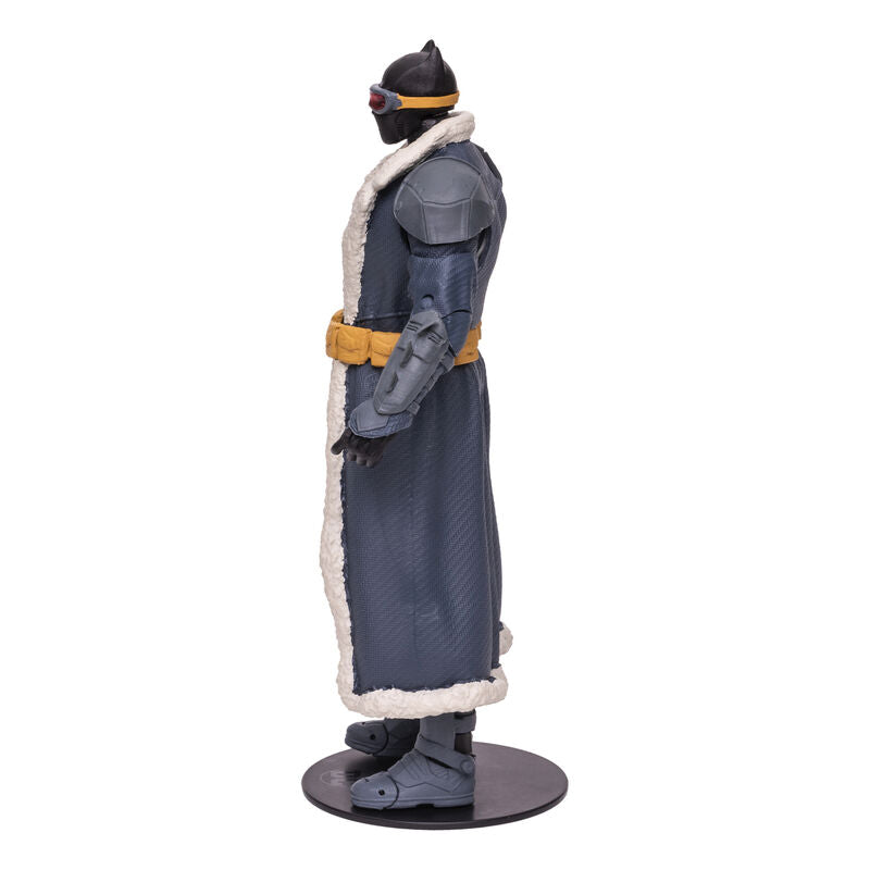 Accessoires inclus avec la figurine Batman Endless Winter posés à côté du personnage