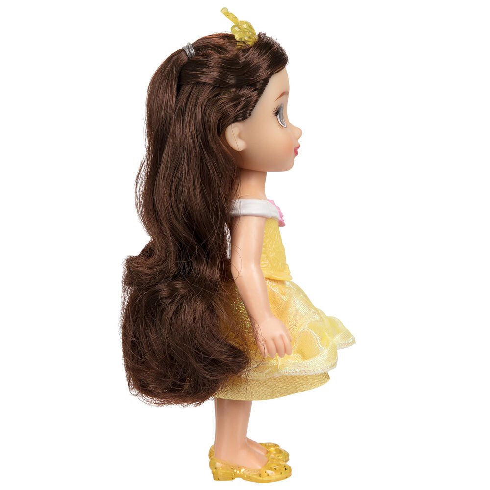 Poupée Disney Princess avec brosse à cheveux en main prête pour le jeu