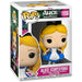 Vue rapprochée de la figurine Funko POP Alice en révérence, édition 70e anniversaire