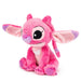 Gros plan sur la texture douce et les finitions de la peluche Stitch et Angel signée SIMBA