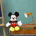 Image de la peluche Mickey Mouse avec étiquette officielle SIMBA et Disney visible